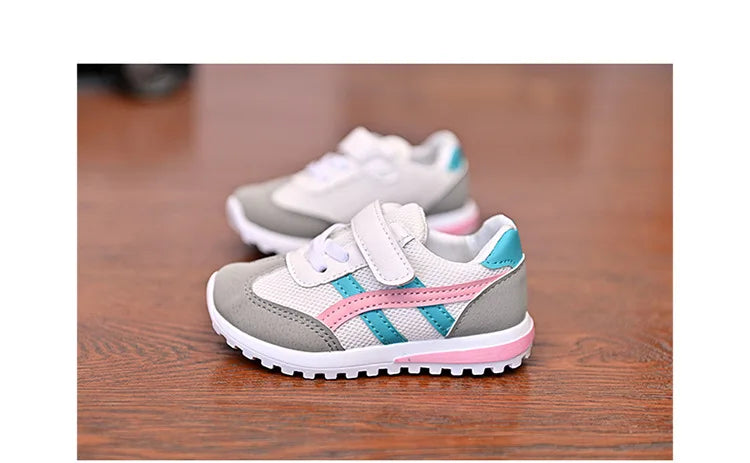 Fashion Mesh Breathable Children Sports Shoes Boys Girls Non Slip Casual Running Shoes Kids Hook and Loop Lightweight Sneakers