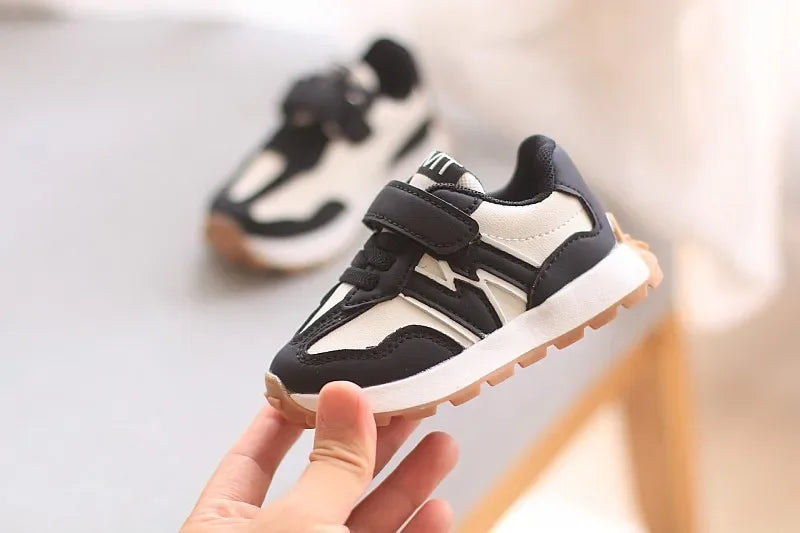 Children's Sports Shoes Toddler Breathable Non Slip Comfort Sneakers Lightweight Hook and Loop Soft Sole Running Casual Shoes