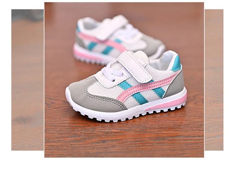 Fashion Mesh Breathable Children Sports Shoes Boys Girls Non Slip Casual Running Shoes Kids Hook and Loop Lightweight Sneakers