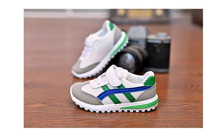 Fashion Mesh Breathable Children Sports Shoes Boys Girls Non Slip Casual Running Shoes Kids Hook and Loop Lightweight Sneakers