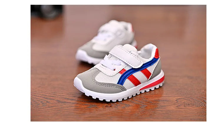 Fashion Mesh Breathable Children Sports Shoes Boys Girls Non Slip Casual Running Shoes Kids Hook and Loop Lightweight Sneakers